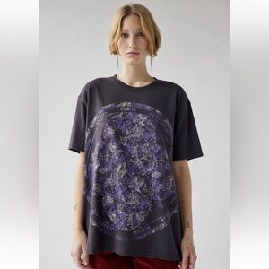 UO zodiac sky oversized tee